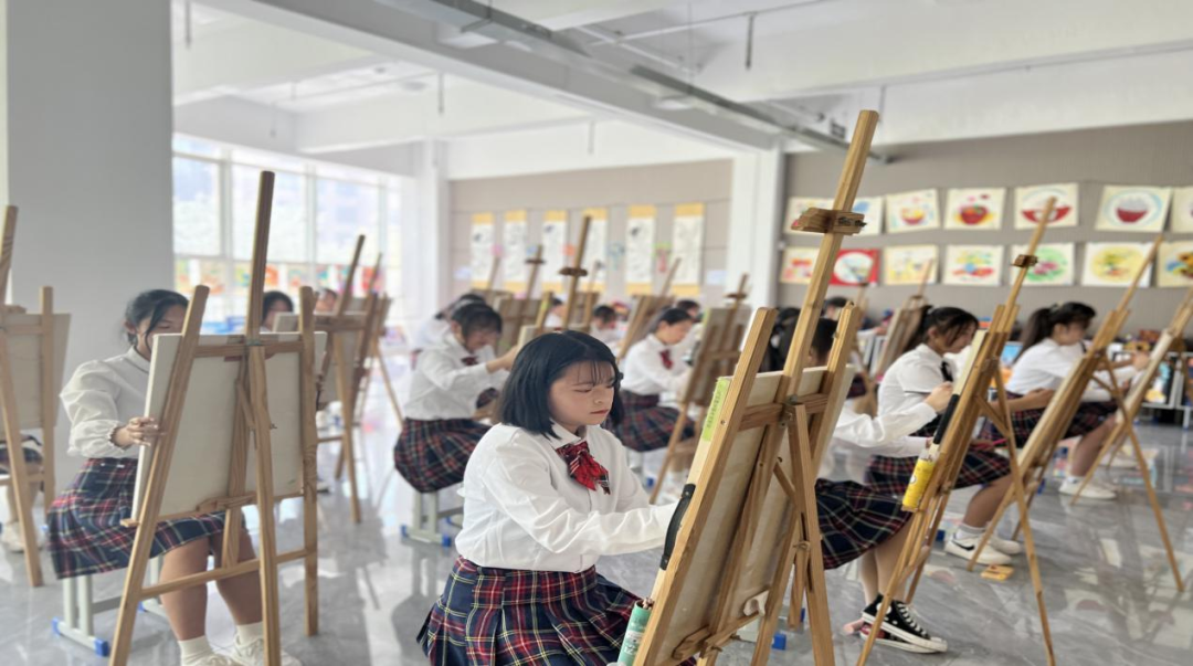 初中毕业学什么专业有前途，甘肃中专学校给你答案